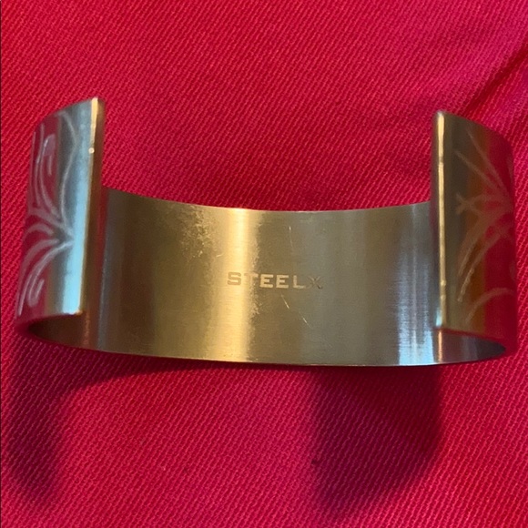 STEELX stainless steel engraved cuff - Picture 3 of 4